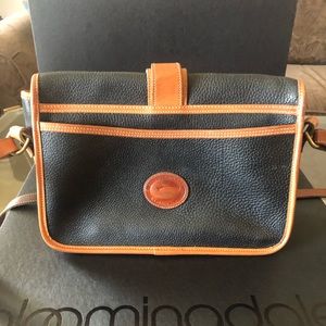 Authentic Dooney & Bourke handbag
